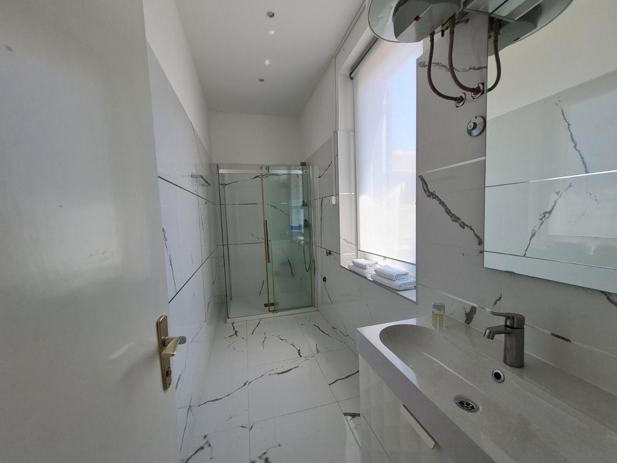 Apartment Lido 50M From The Beach Opatija Exterior foto