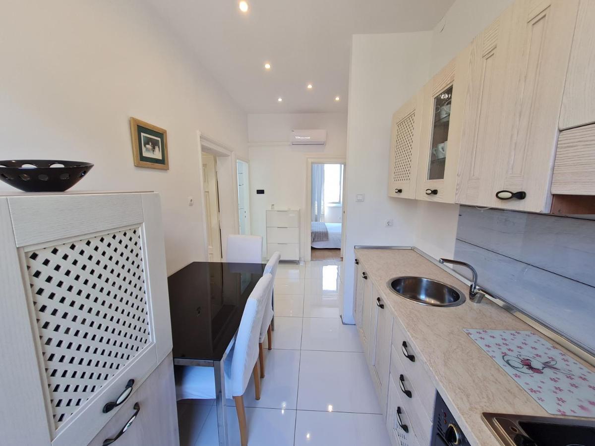 Apartment Lido 50M From The Beach Opatija Exterior foto
